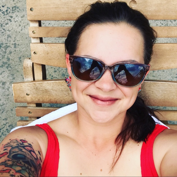 Meet your Posher, Megan **NEW ITEMS!! - Picture 11 of 16